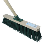 METLA PET, za asfalt, 40 cm, lesena osnova, trda, z ročajem, luknja postrani